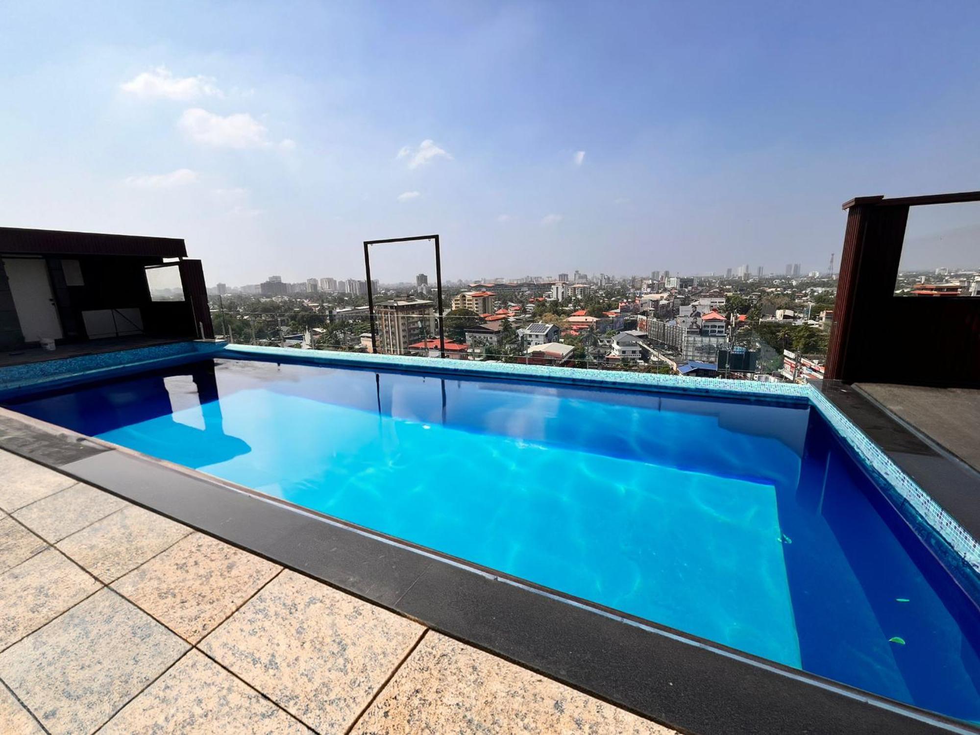 Hotel Luxo Kochi Extérieur photo